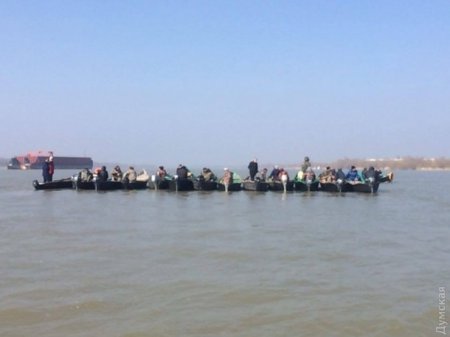 В Одесской области рыбаки перекрыли Дунай