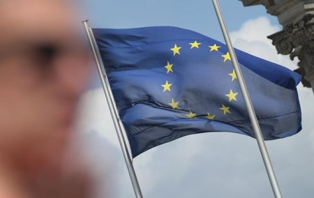 Европа выразила Порошенко и Гройсману недовольство