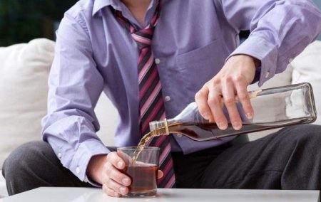 Употребление алкоголя повышает риск развития рака – ученые