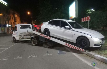 В Херсоне выпивший водитель BMW совершил ДТП