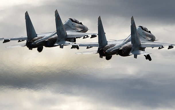 Япония подняла в небо истребители из-за самолетов РФ