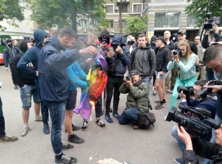В Харькове сорвали акцию в защиту прав ЛГБТ