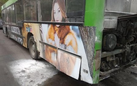 Во Львове на ходу загорелся автобус